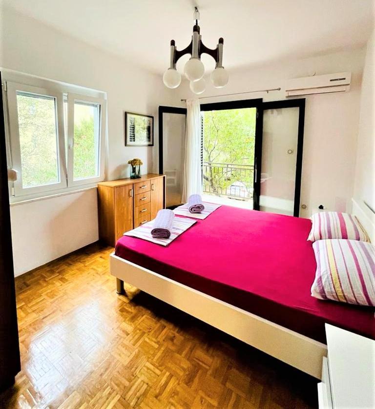 וודיצה Apartments Ivan מראה חיצוני תמונה