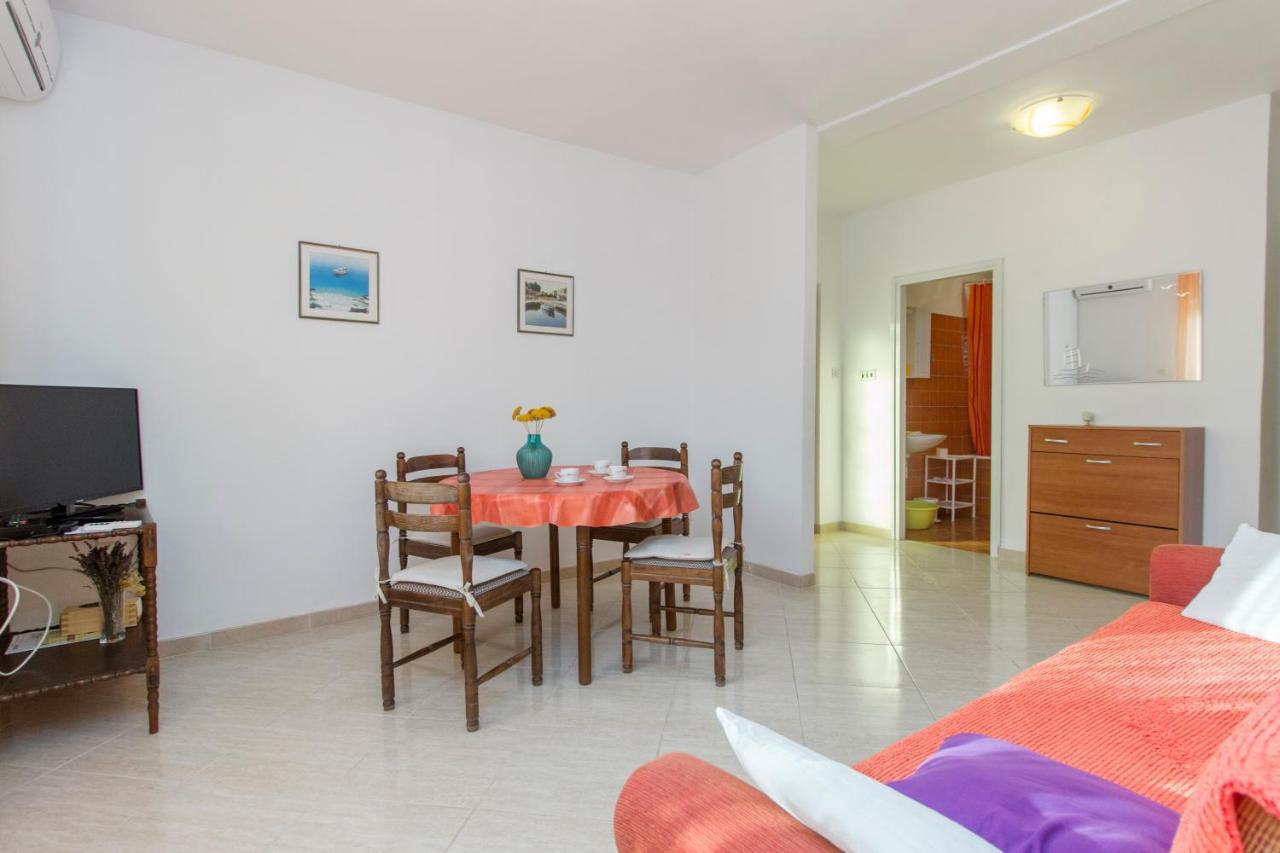 וודיצה Apartments Ivan מראה חיצוני תמונה