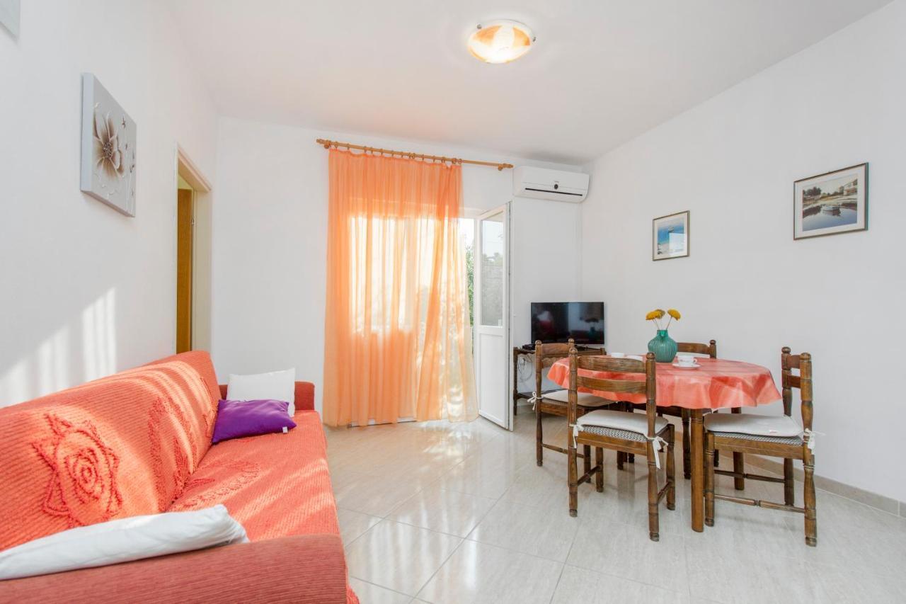 וודיצה Apartments Ivan מראה חיצוני תמונה