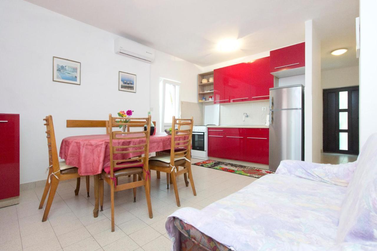 וודיצה Apartments Ivan מראה חיצוני תמונה